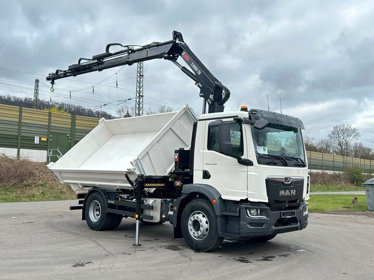 Sklápěč, Auto s hydraulickou rukou MAN TGM 18.320 4x2 Euro6e  Hiab X-HiDuo 138DS-3: obrázek 15