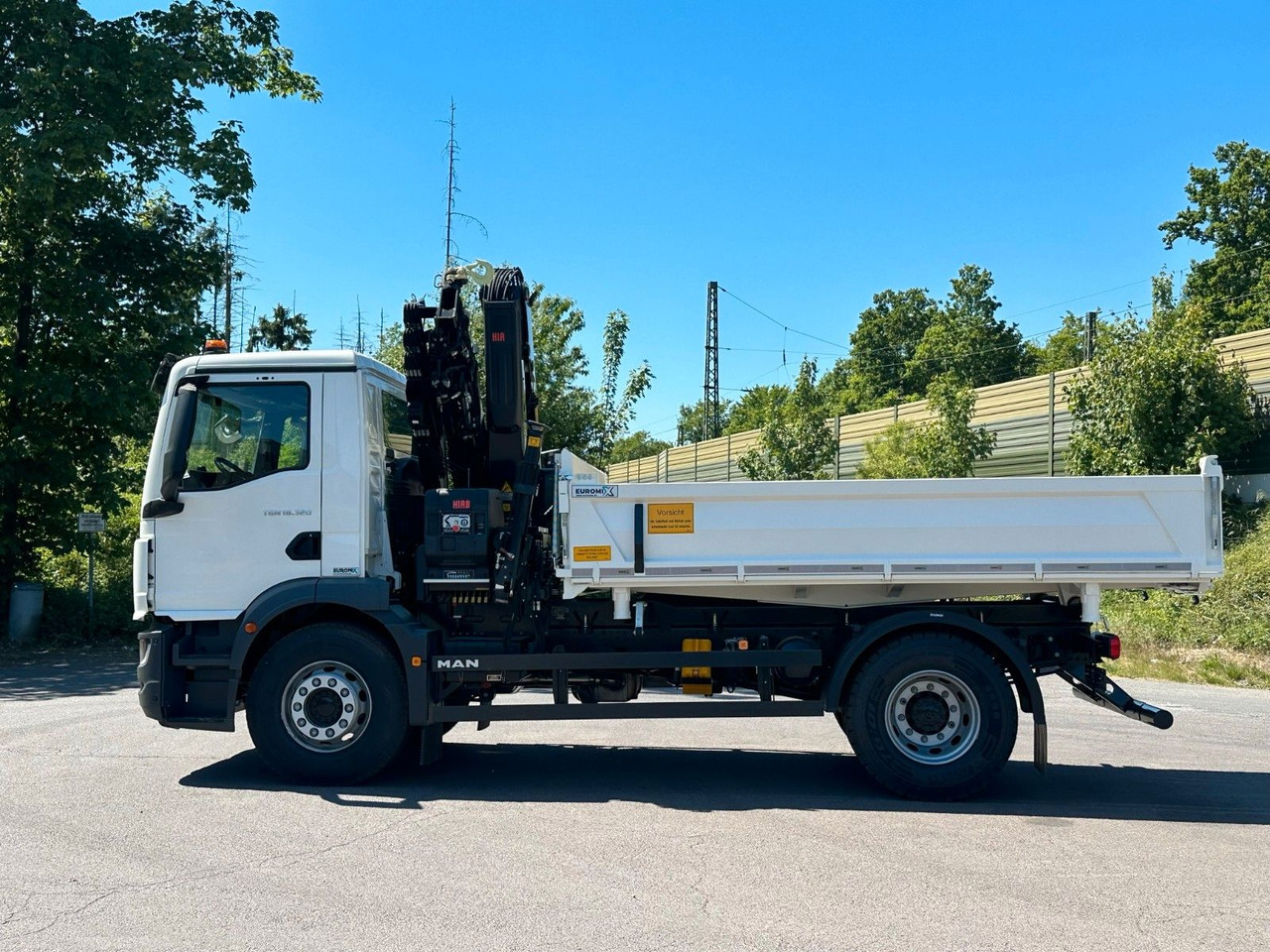 MAN TGM 18.320 4x2 Euro6e Hiab X-HiDuo 138DS-4 - Sklápěč, Auto s hydraulickou rukou: obrázek 3 MAN TGM 18.320 4x2 Euro6e Hiab X-HiDuo 138DS-4 - Sklápěč, Auto s hydraulickou rukou: obrázek 3