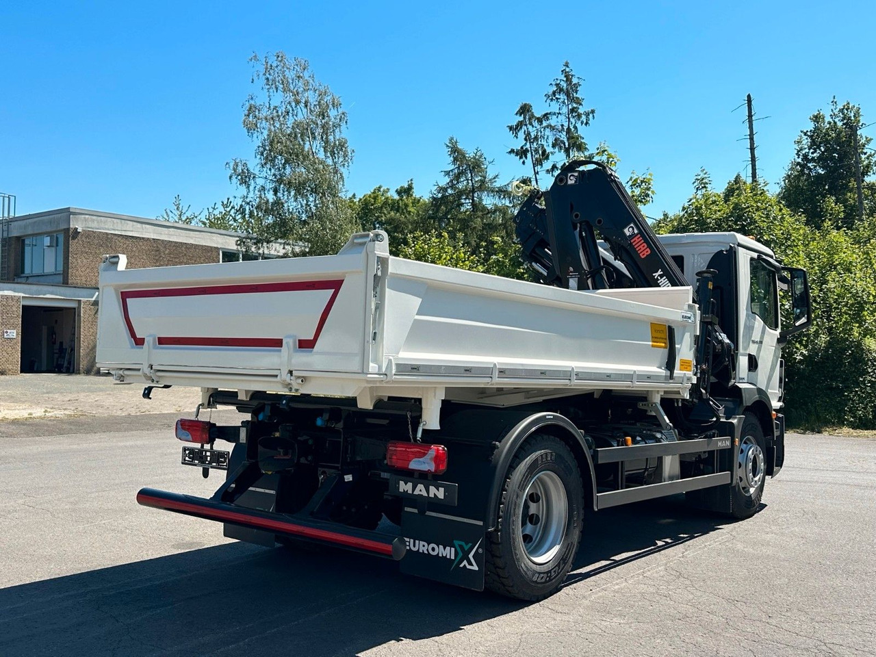 MAN TGM 18.320 4x2 Euro6e Hiab X-HiDuo 138DS-4 - Sklápěč, Auto s hydraulickou rukou: obrázek 5 MAN TGM 18.320 4x2 Euro6e Hiab X-HiDuo 138DS-4 - Sklápěč, Auto s hydraulickou rukou: obrázek 5