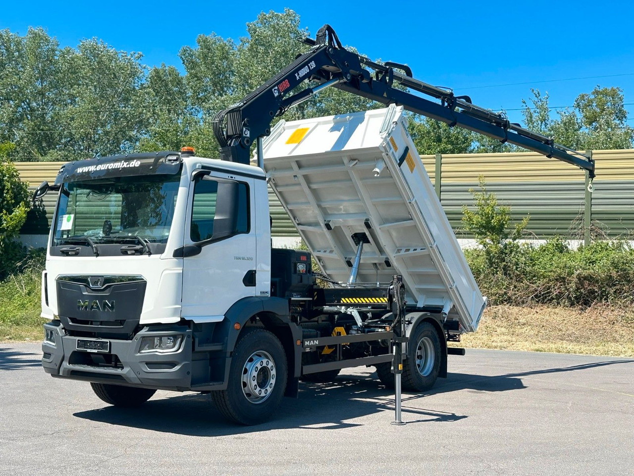 MAN TGM 18.320 4x2 Euro6e Hiab X-HiDuo 138DS-4 - Sklápěč, Auto s hydraulickou rukou: obrázek 2 MAN TGM 18.320 4x2 Euro6e Hiab X-HiDuo 138DS-4 - Sklápěč, Auto s hydraulickou rukou: obrázek 2