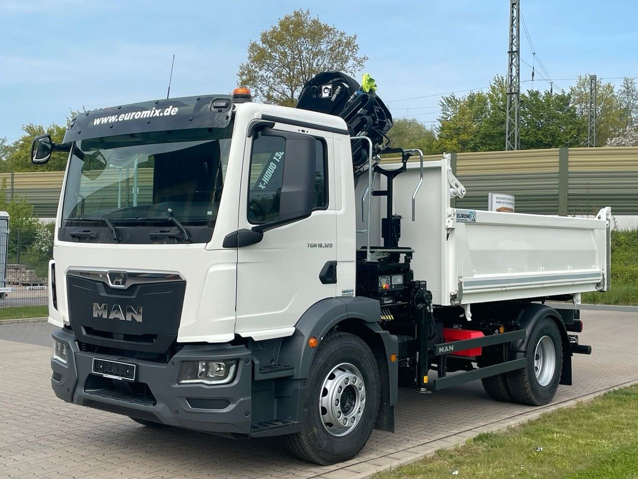MAN TGM 18.320 4x2 Euro6e Hiab X-HiDuo138DS-3Euromix MAN TGM 18.320 4x2 Euro6e Hiab X-HiDuo138DS-3Euromix - Sklápěč, Auto s hydraulickou rukou: obrázek 5 MAN TGM 18.320 4x2 Euro6e Hiab X-HiDuo138DS-3Euromix MAN TGM 18.320 4x2 Euro6e Hiab X-HiDuo138DS-3Euromix - Sklápěč, Auto s hydraulickou rukou: obrázek 5
