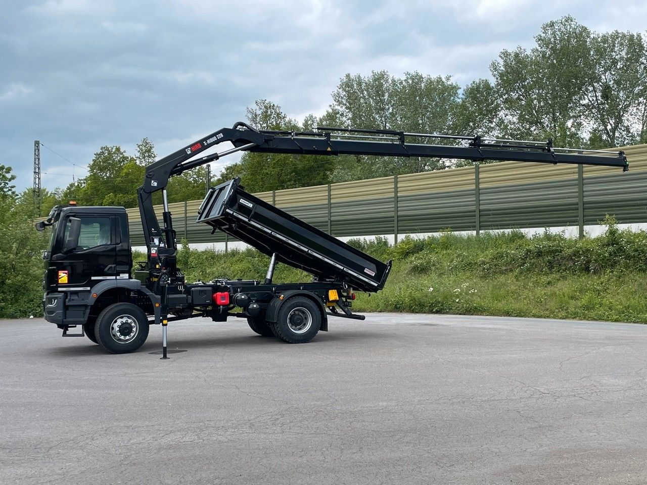 MAN TGM 18.320 4x4 Euro6e Hiab X Hiduo 228-4 MAN TGM 18.320 4x4 Euro6e Hiab X Hiduo 228-4 - Sklápěč, Auto s hydraulickou rukou: obrázek 5 MAN TGM 18.320 4x4 Euro6e Hiab X Hiduo 228-4 MAN TGM 18.320 4x4 Euro6e Hiab X Hiduo 228-4 - Sklápěč, Auto s hydraulickou rukou: obrázek 5