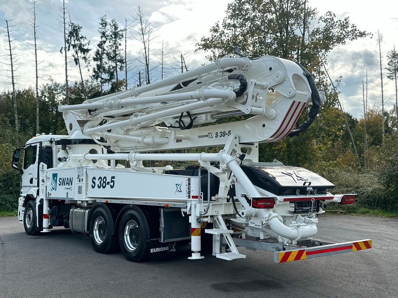 MAN TGS 26.510 6x4 SWAN TSP 38-5 160RZ ( 38m ) - Autočerpadlo: obrázek 4 MAN TGS 26.510 6x4 SWAN TSP 38-5 160RZ ( 38m ) - Autočerpadlo: obrázek 4
