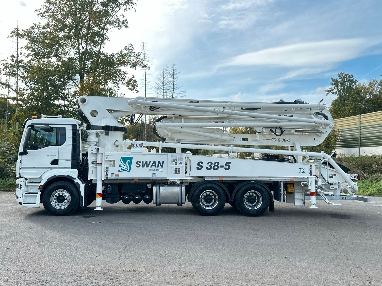 MAN TGS 26.510 6x4 SWAN TSP 38-5 160RZ ( 38m ) - Autodomíchávač: obrázek 4 MAN TGS 26.510 6x4 SWAN TSP 38-5 160RZ ( 38m ) - Autodomíchávač: obrázek 4