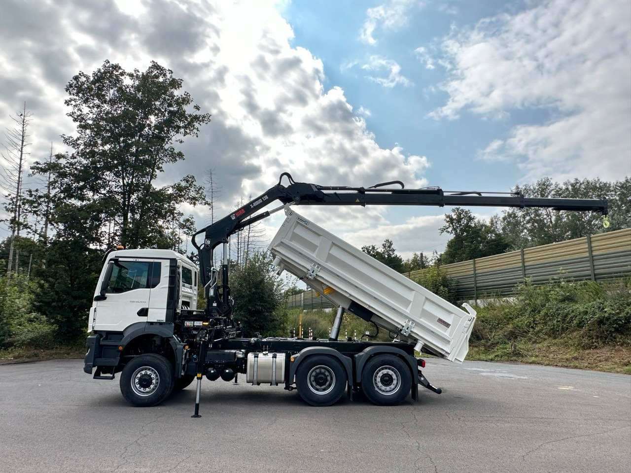 MAN TGS 28.440 6x4-4/3-Seiten- Kipper / Hiab 138-3 leasing MAN TGS 28.440 6x4-4/3-Seiten- Kipper / Hiab 138-3: obrázek 10