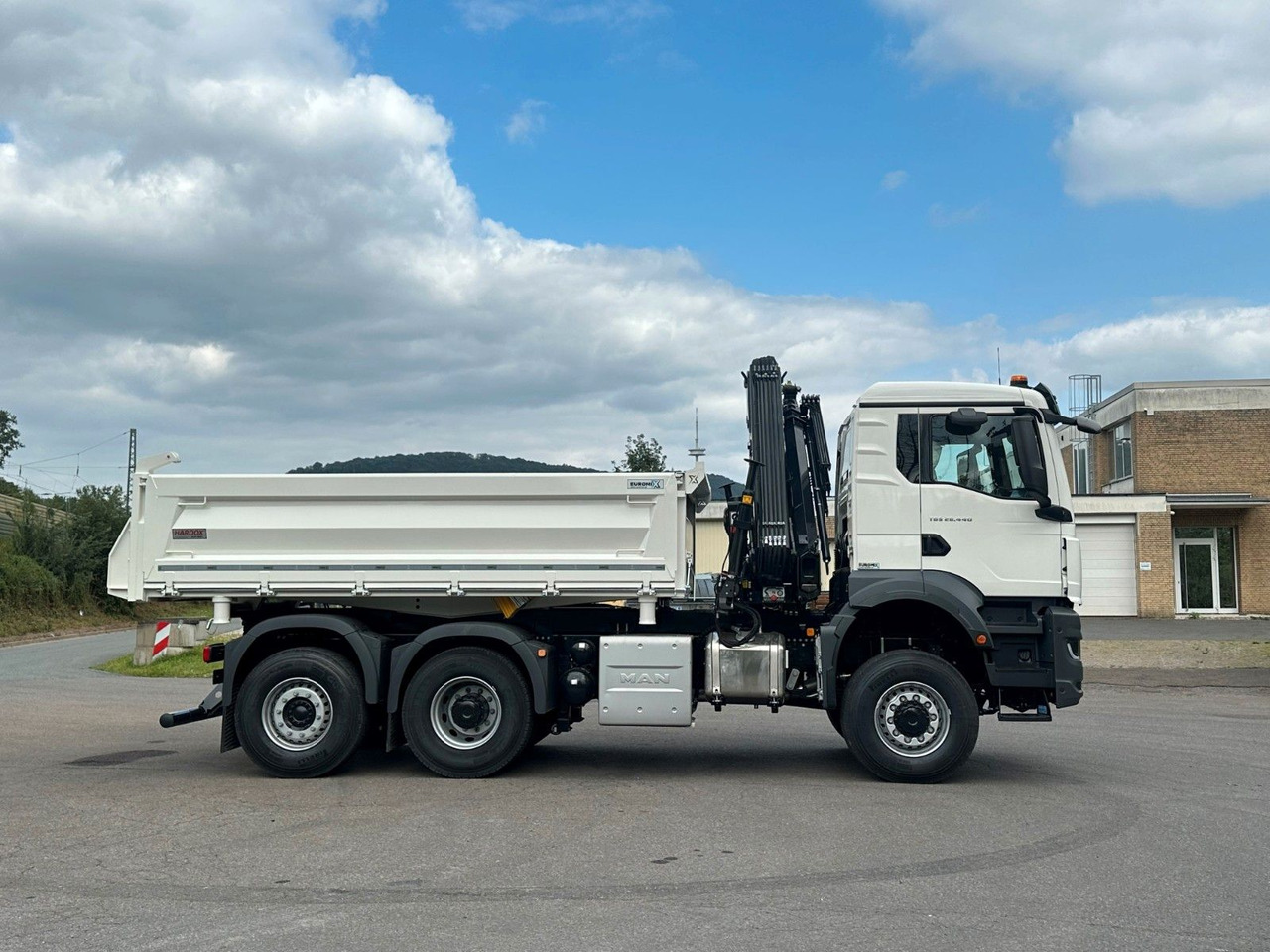 MAN TGS 28.440 6x4-4/3-Seiten- Kipper / Hiab 138-3 leasing MAN TGS 28.440 6x4-4/3-Seiten- Kipper / Hiab 138-3: obrázek 7