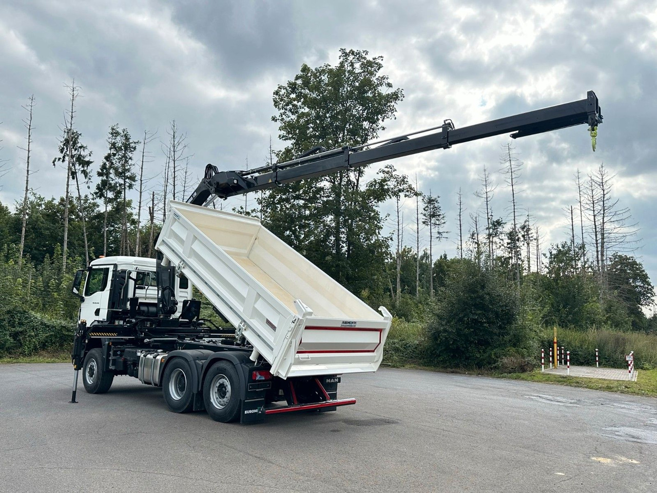 MAN TGS 28.440 6x4-4/3-Seiten- Kipper / Hiab 138-3 leasing MAN TGS 28.440 6x4-4/3-Seiten- Kipper / Hiab 138-3: obrázek 11