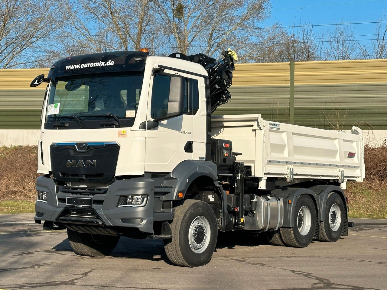 MAN TGS 28.440 6x4-4/3-Seiten- Kipper / Hiab 228-6 - Sklápěč, Auto s hydraulickou rukou: obrázek 2 MAN TGS 28.440 6x4-4/3-Seiten- Kipper / Hiab 228-6 - Sklápěč, Auto s hydraulickou rukou: obrázek 2