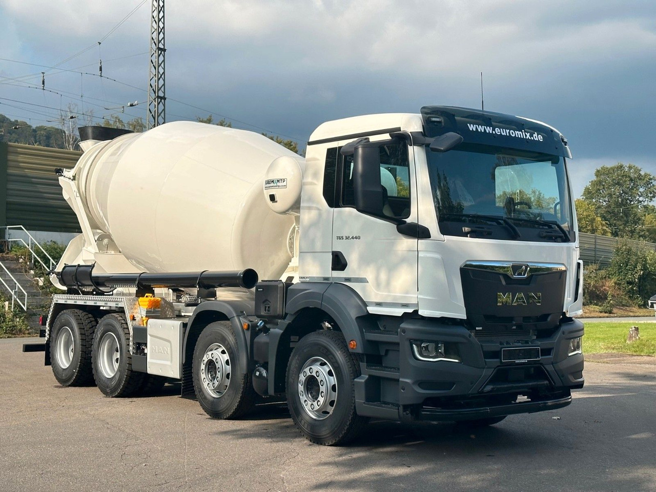 Autodomíchávač MAN TGS 32.440 8x4 / Euromix MTP EM 9 L: obrázek 8