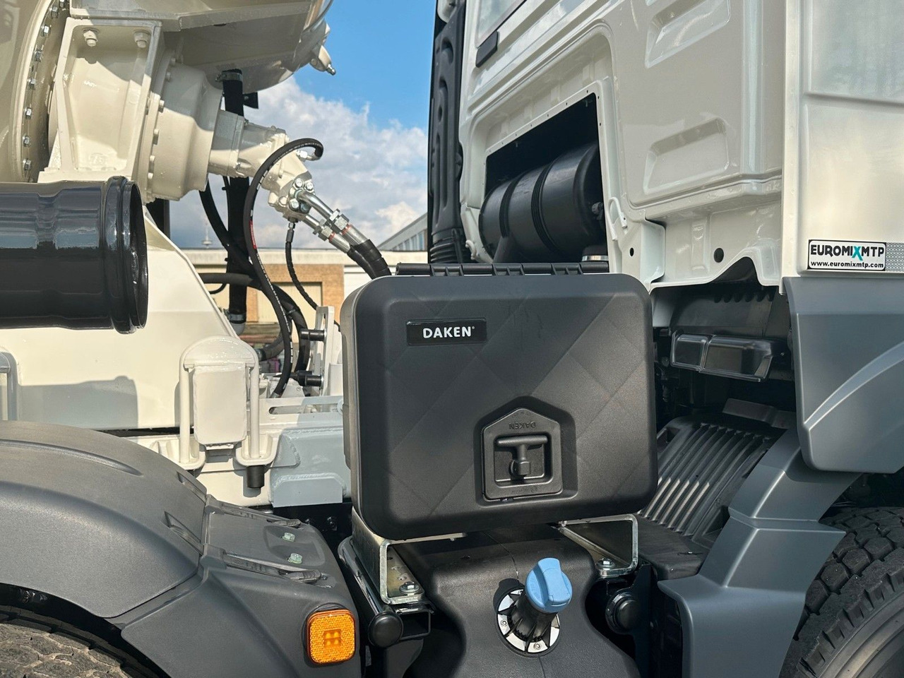 Autodomíchávač MAN TGS 32.440 8x4 / Euromix MTP EM 9 L: obrázek 19