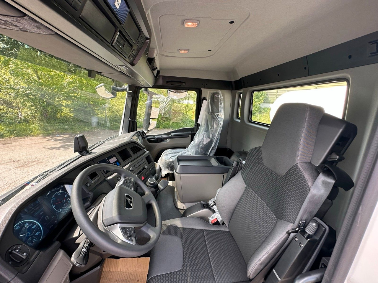 Autodomíchávač MAN TGS 32.440 8x4 / Euromix MTP EM 9 L: obrázek 17
