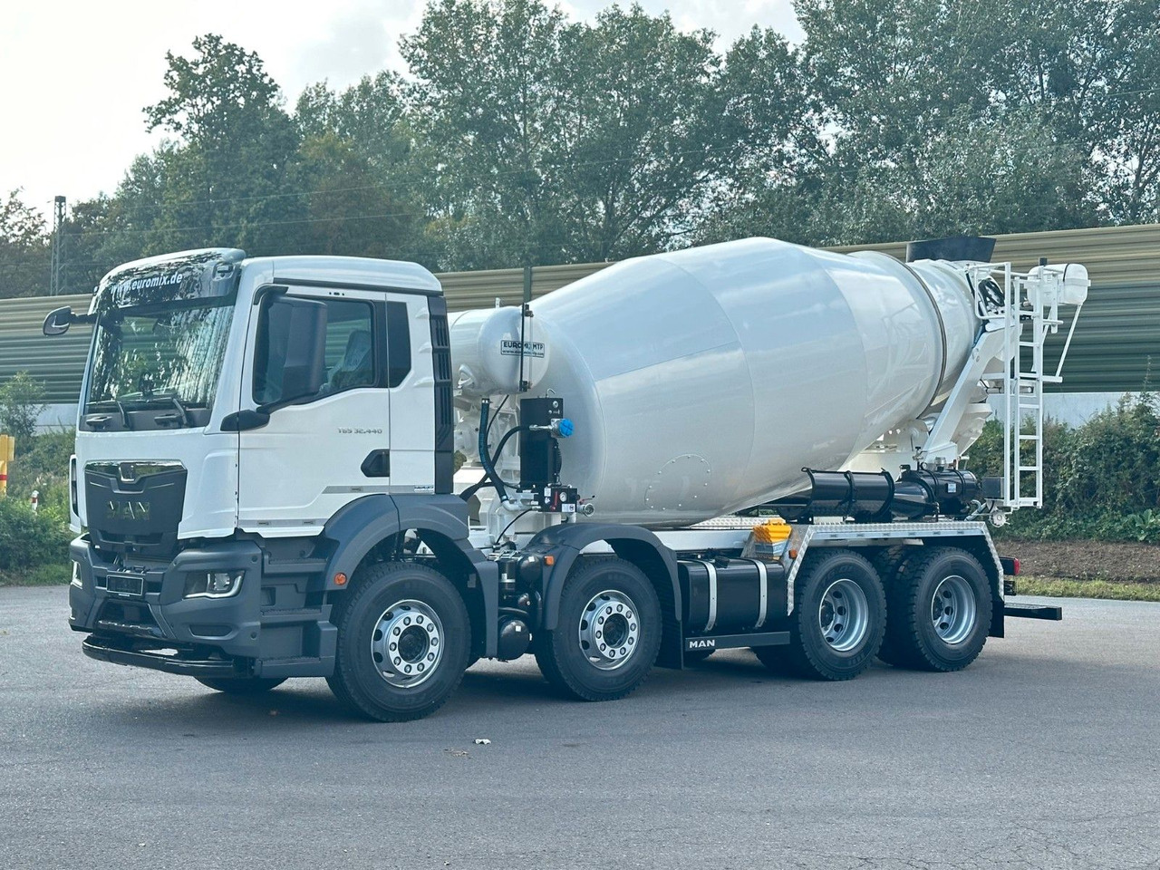 MAN TGS 32.440 8x4 / Euromix MTP EM 9 L - Autodomíchávač: obrázek 1 MAN TGS 32.440 8x4 / Euromix MTP EM 9 L - Autodomíchávač: obrázek 1