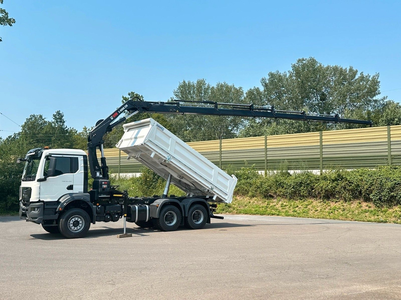 MAN TGS 33.440 6x4 /3-Seiten- Kipper / HIAB 228-6 - Sklápěč, Auto s hydraulickou rukou: obrázek 3 MAN TGS 33.440 6x4 /3-Seiten- Kipper / HIAB 228-6 - Sklápěč, Auto s hydraulickou rukou: obrázek 3