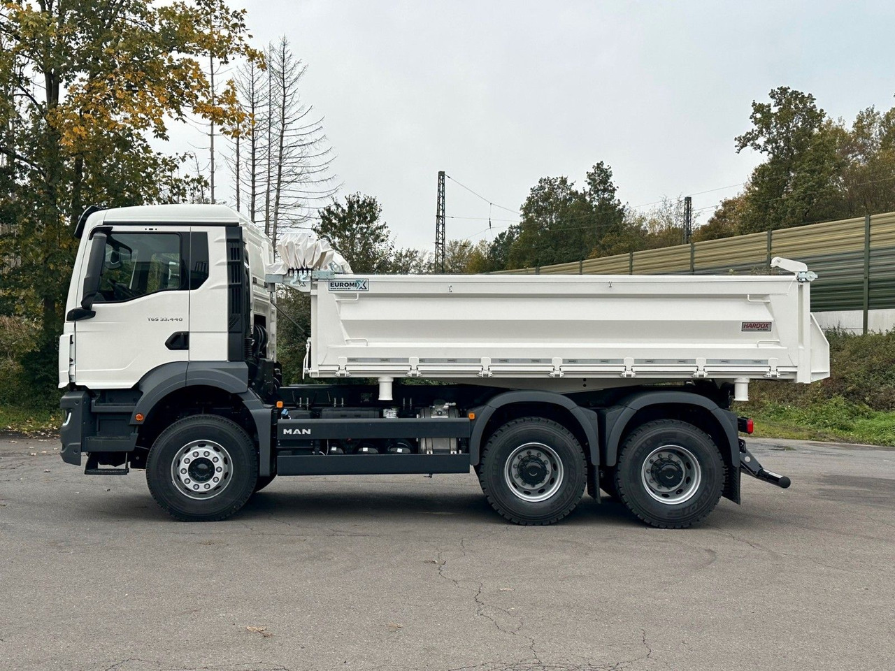MAN TGS 33.440 6x4 /Euro6 3-Seiten-Kipper EuromixMTP - Sklápěč: obrázek 3 MAN TGS 33.440 6x4 /Euro6 3-Seiten-Kipper EuromixMTP - Sklápěč: obrázek 3