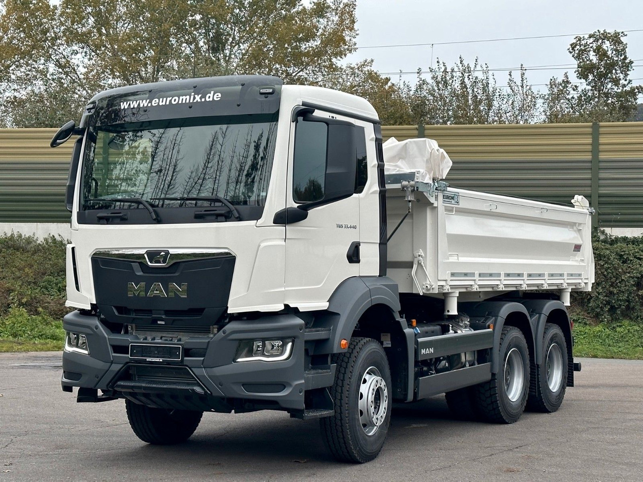 MAN TGS 33.440 6x4 /Euro6 3-Seiten-Kipper EuromixMTP - Sklápěč: obrázek 2 MAN TGS 33.440 6x4 /Euro6 3-Seiten-Kipper EuromixMTP - Sklápěč: obrázek 2