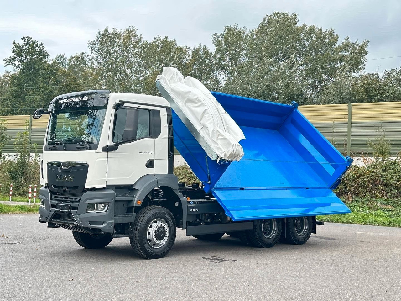 MAN TGS 33.440 6x6 /Euro6 3-Seiten-Kipper EuromixMTP - Sklápěč: obrázek 2 MAN TGS 33.440 6x6 /Euro6 3-Seiten-Kipper EuromixMTP - Sklápěč: obrázek 2