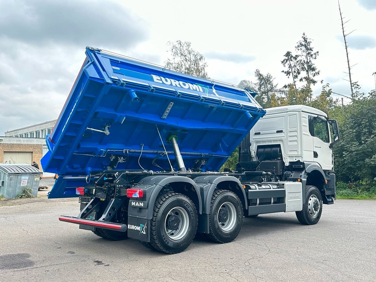 Sklápěč MAN TGS 33.440 6x6 /Euro6 3-Seiten-Kipper EuromixMTP: obrázek 16