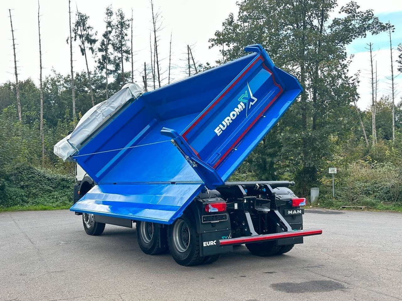 MAN TGS 33.440 6x6 /Euro6 3-Seiten-Kipper EuromixMTP - Sklápěč: obrázek 5 MAN TGS 33.440 6x6 /Euro6 3-Seiten-Kipper EuromixMTP - Sklápěč: obrázek 5