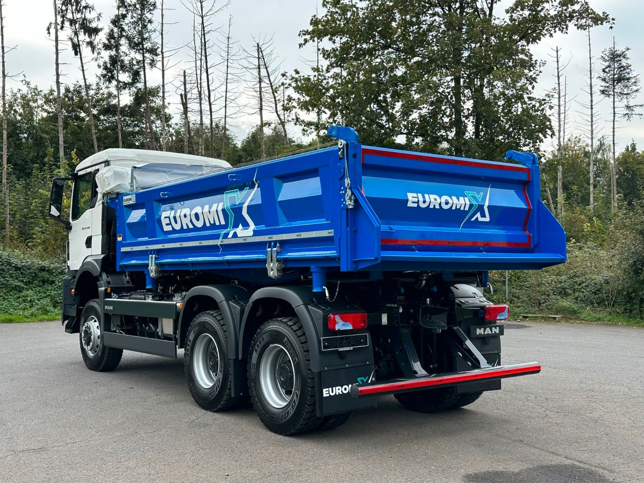 MAN TGS 33.440 6x6 /Euro6 3-Seiten-Kipper EuromixMTP - Sklápěč: obrázek 4 MAN TGS 33.440 6x6 /Euro6 3-Seiten-Kipper EuromixMTP - Sklápěč: obrázek 4