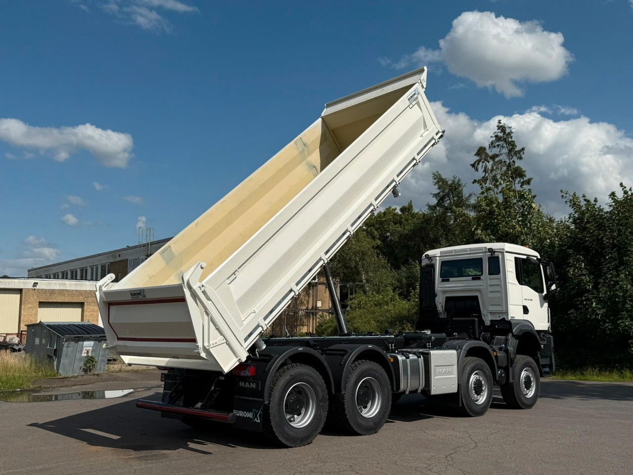 MAN TGS 35.480 8x8 EuromixMTP 3-Seiten-Kipper - Sklápěč: obrázek 5 MAN TGS 35.480 8x8 EuromixMTP 3-Seiten-Kipper - Sklápěč: obrázek 5