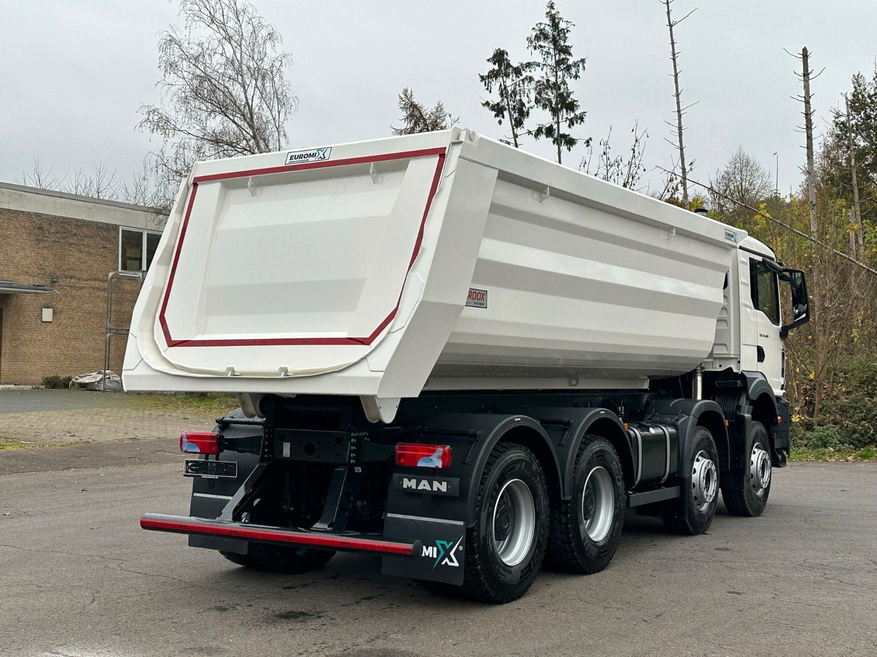 MAN TGS 41.400 8x4 / EUROMIX MTP 20m³/ EURO2 Kipper - Sklápěč: obrázek 4 MAN TGS 41.400 8x4 / EUROMIX MTP 20m³/ EURO2 Kipper - Sklápěč: obrázek 4
