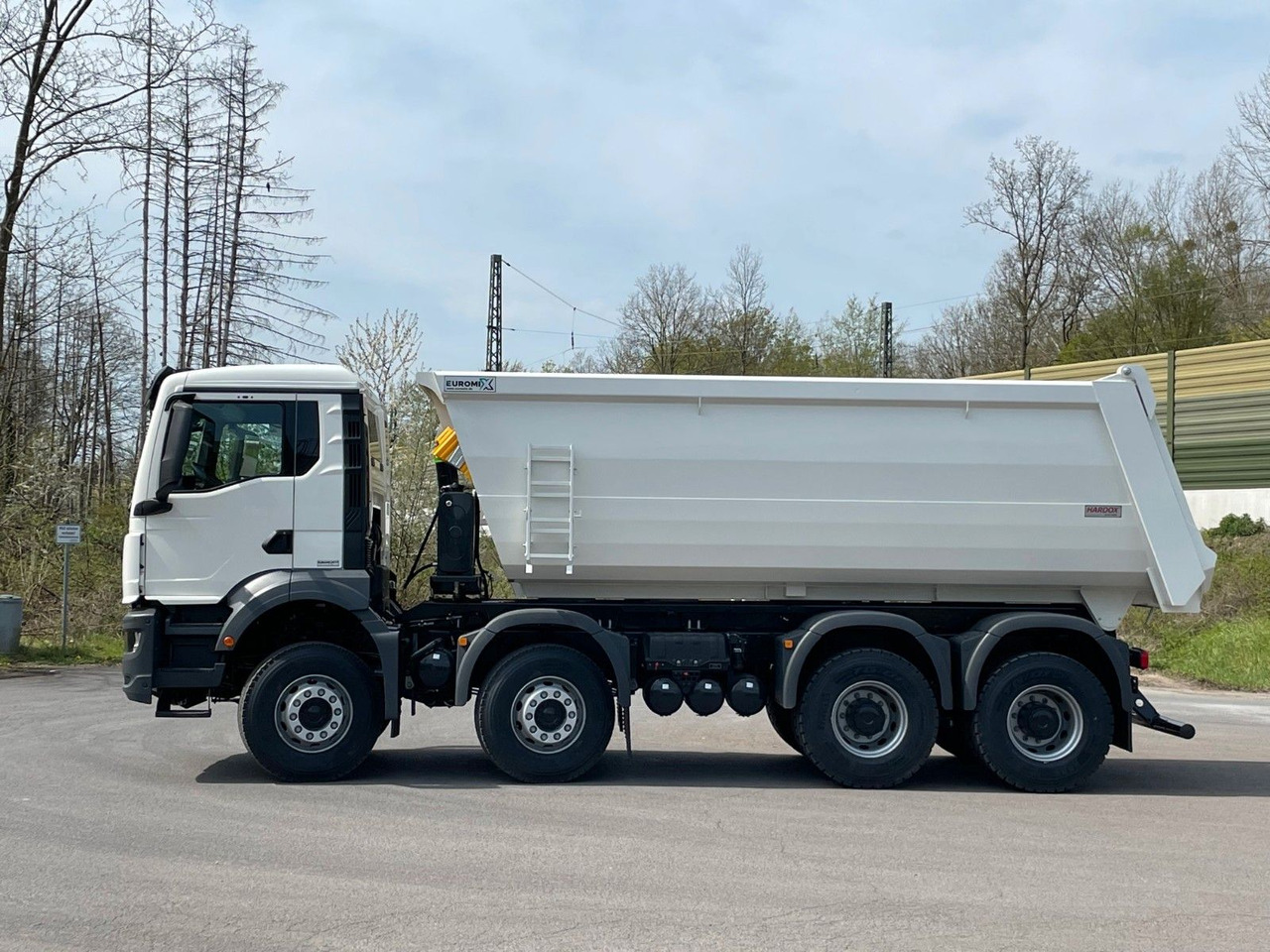 MAN TGS 41.400 8x4 / EUROMIX MTP 20m³/ EURO2 Kipper - Sklápěč: obrázek 4 MAN TGS 41.400 8x4 / EUROMIX MTP 20m³/ EURO2 Kipper - Sklápěč: obrázek 4