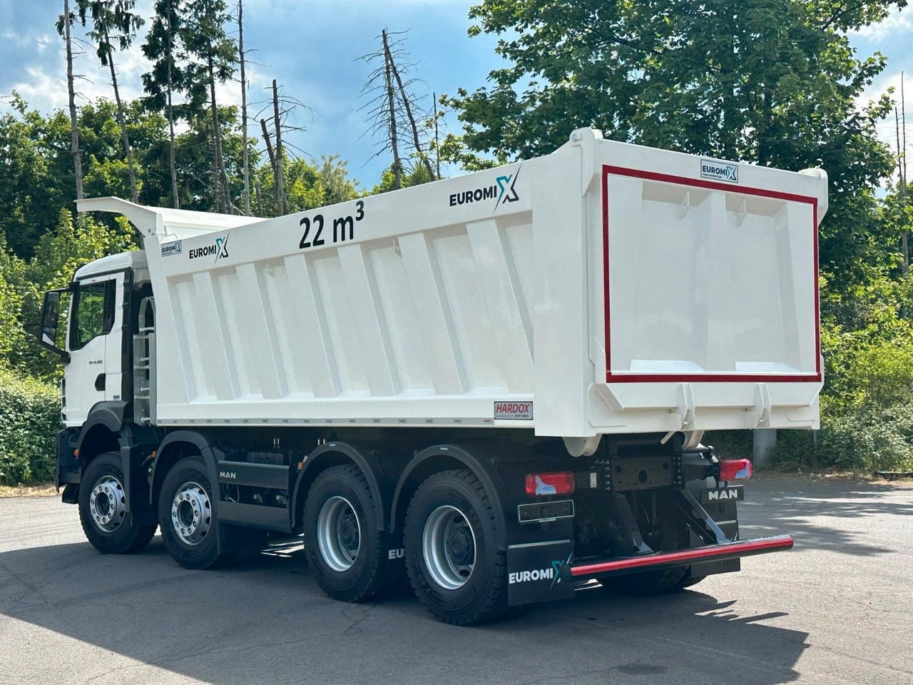 MAN TGS 41.400 8x4 / EUROMIX MTP 22m³/ Eckige Mulde - Sklápěč: obrázek 4 MAN TGS 41.400 8x4 / EUROMIX MTP 22m³/ Eckige Mulde - Sklápěč: obrázek 4