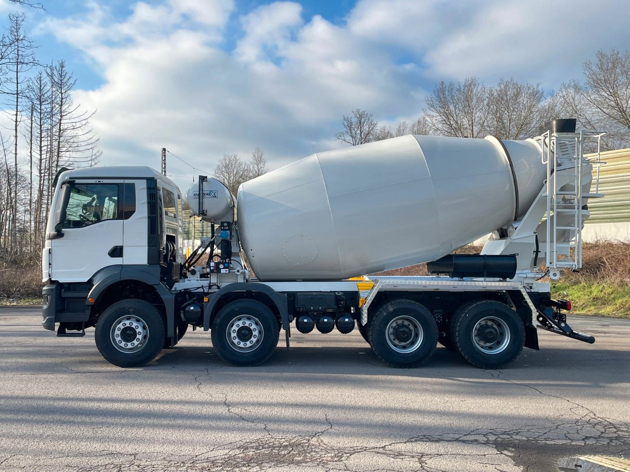 MAN TGS 41.400 8x4 / EuromixMTP EM 10m³ R / EURO 2 - Autodomíchávač: obrázek 4 MAN TGS 41.400 8x4 / EuromixMTP EM 10m³ R / EURO 2 - Autodomíchávač: obrázek 4