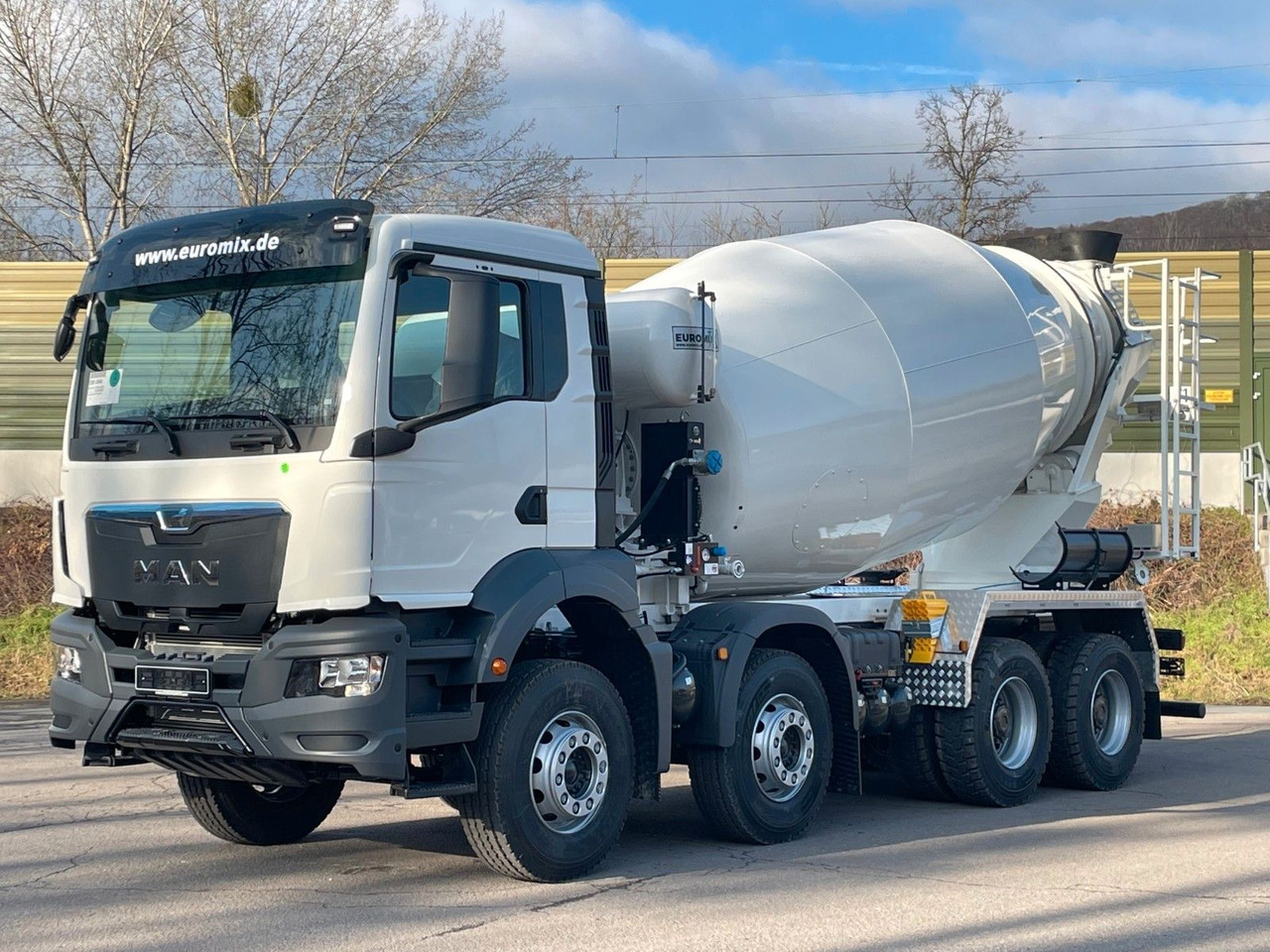 MAN TGS 41.400 8x4 / EuromixMTP EM 12m³ R / EURO 2 MAN TGS 41.400 8x4 / EuromixMTP EM 12m³ R / EURO 2 - Autodomíchávač: obrázek 2 MAN TGS 41.400 8x4 / EuromixMTP EM 12m³ R / EURO 2 MAN TGS 41.400 8x4 / EuromixMTP EM 12m³ R / EURO 2 - Autodomíchávač: obrázek 2