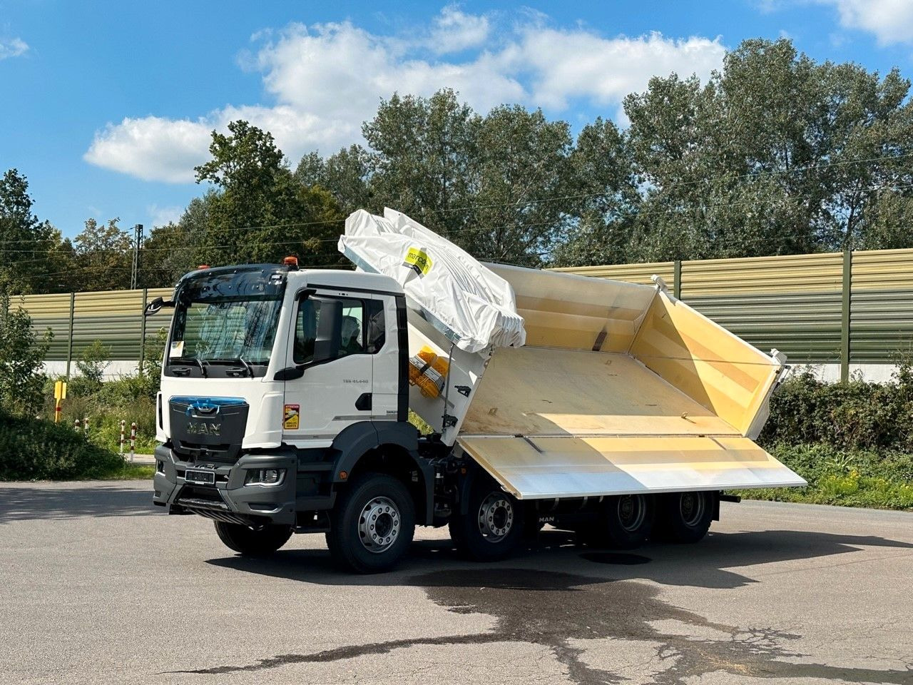 MAN TGS 41.440 8x4 EuromixMTP 3-Seiten-Kipper - Sklápěč: obrázek 1 MAN TGS 41.440 8x4 EuromixMTP 3-Seiten-Kipper - Sklápěč: obrázek 1