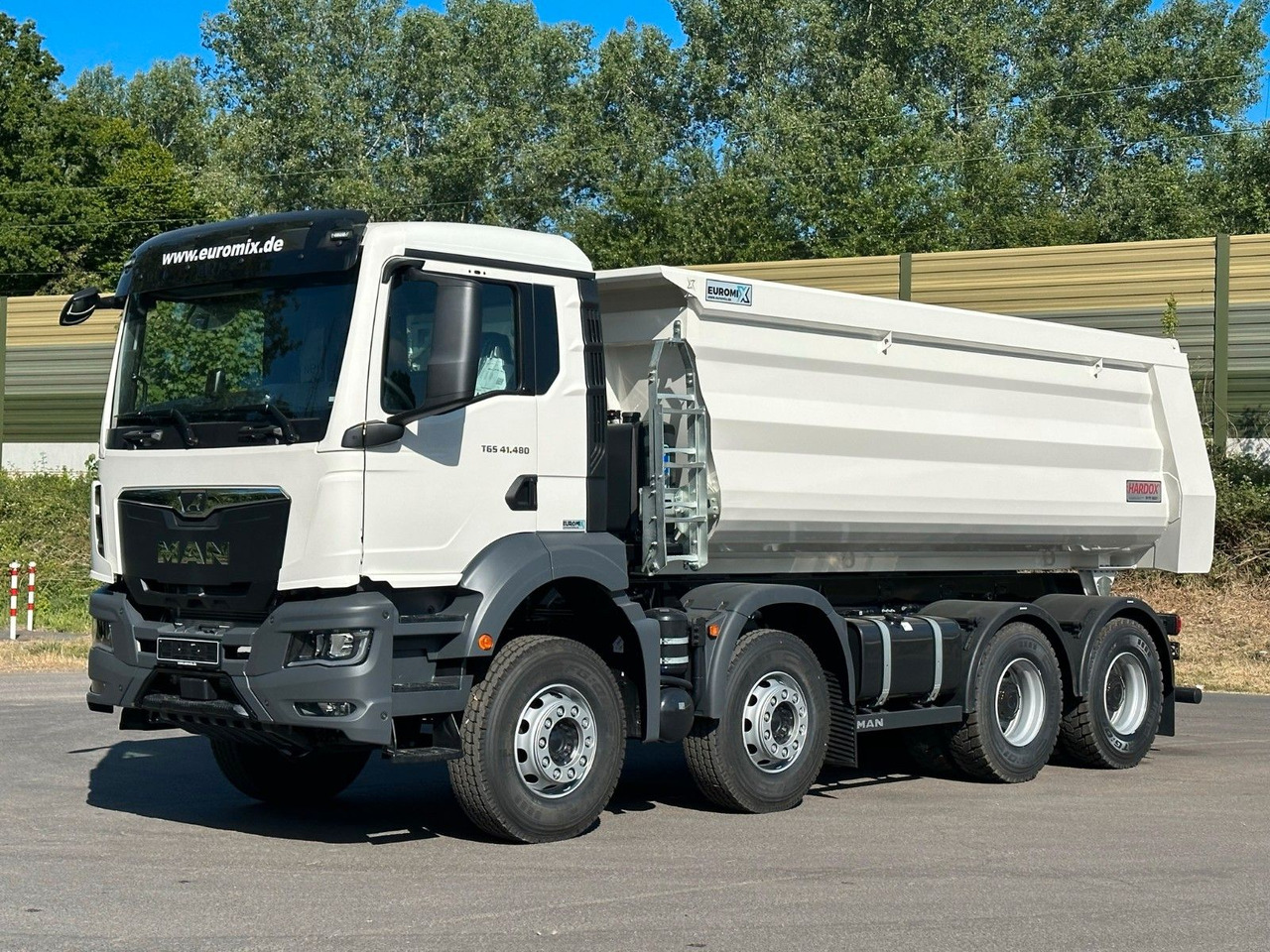MAN TGS 41.480 BB 8X4 Euromix Mulden Kipper HARDOX - Sklápěč: obrázek 3 MAN TGS 41.480 BB 8X4 Euromix Mulden Kipper HARDOX - Sklápěč: obrázek 3