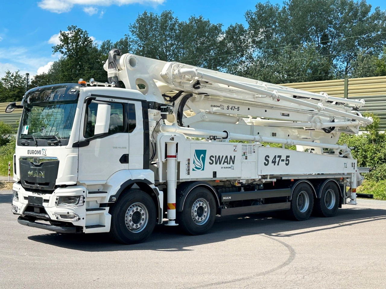 MAN TGS 41.520 8x4 SWAN TSP 47-5 160RZ ( 47m ) - Autodomíchávač: obrázek 2 MAN TGS 41.520 8x4 SWAN TSP 47-5 160RZ ( 47m ) - Autodomíchávač: obrázek 2