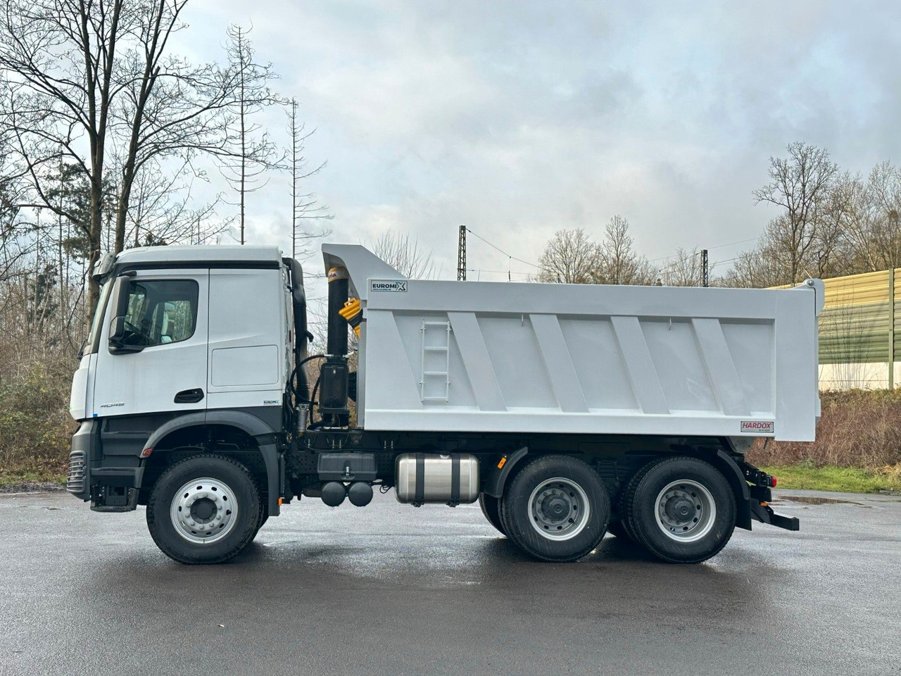 Mercedes-Benz 4048 6X4 Arcos 5 EuromixMTP Dumper Kipper - Sklápěč: obrázek 5 Mercedes-Benz 4048 6X4 Arcos 5 EuromixMTP Dumper Kipper - Sklápěč: obrázek 5