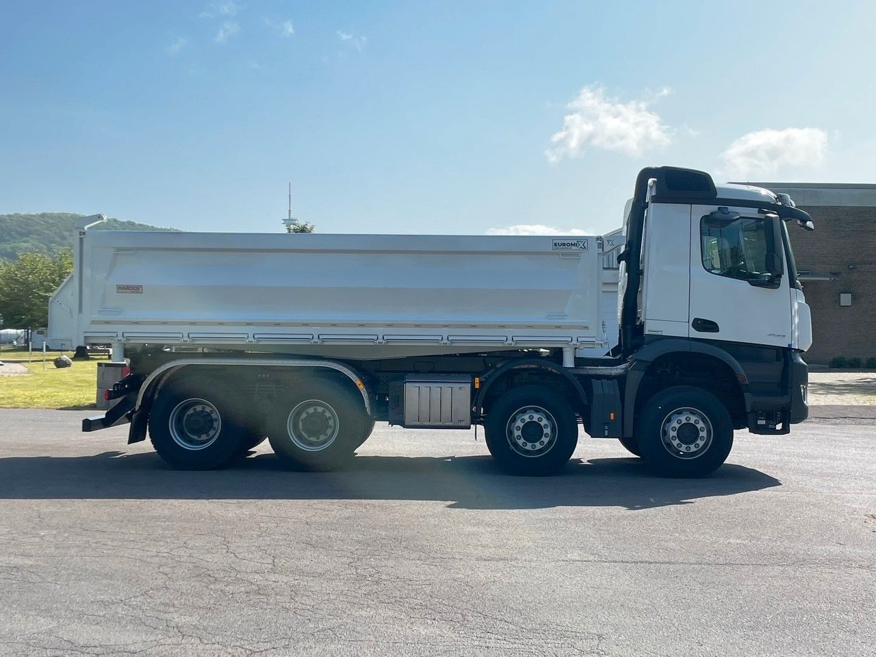 Mercedes-Benz 4145 8X4 Euromix EMT 3-Seiten-Kipper - Sklápěč: obrázek 5 Mercedes-Benz 4145 8X4 Euromix EMT 3-Seiten-Kipper - Sklápěč: obrázek 5
