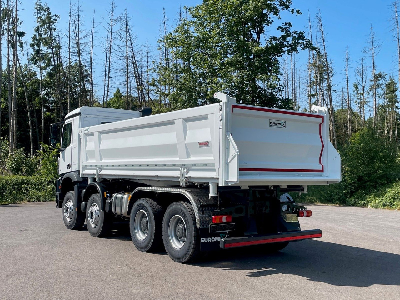 Mercedes-Benz 4145 8X4 Euromix EMT 3-Seiten-Kipper - Sklápěč: obrázek 4 Mercedes-Benz 4145 8X4 Euromix EMT 3-Seiten-Kipper - Sklápěč: obrázek 4