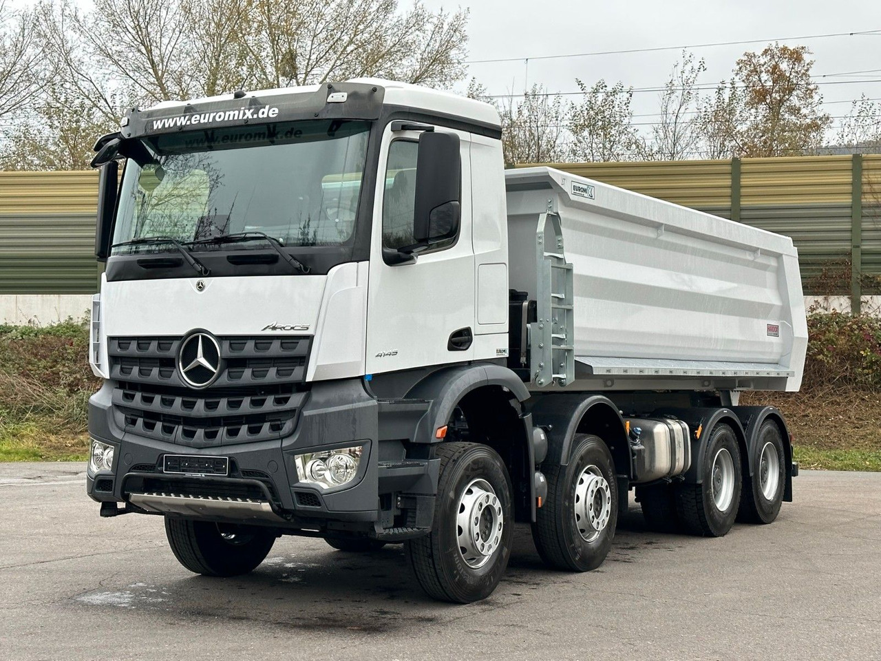 Mercedes-Benz AROCS 5 4145 8X4 E6e EuromixMTP 18m³ Kipper - Sklápěč: obrázek 1 Mercedes-Benz AROCS 5 4145 8X4 E6e EuromixMTP 18m³ Kipper - Sklápěč: obrázek 1