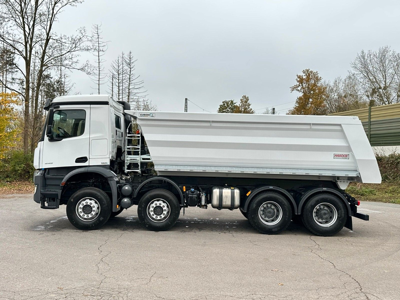 Mercedes-Benz AROCS 5 4145 8X4 E6e EuromixMTP 18m³ Kipper - Sklápěč: obrázek 3 Mercedes-Benz AROCS 5 4145 8X4 E6e EuromixMTP 18m³ Kipper - Sklápěč: obrázek 3