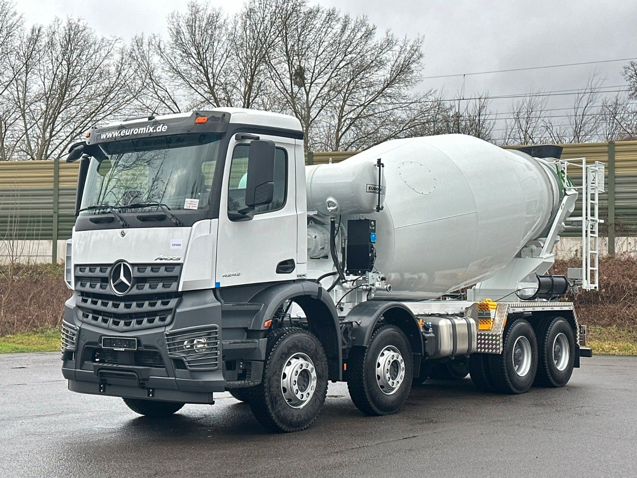 Mercedes-Benz AROCS 5 4242 8x4 Euro5 EuromixMTP EM 12m R - Autodomíchávač: obrázek 1 Mercedes-Benz AROCS 5 4242 8x4 Euro5 EuromixMTP EM 12m R - Autodomíchávač: obrázek 1