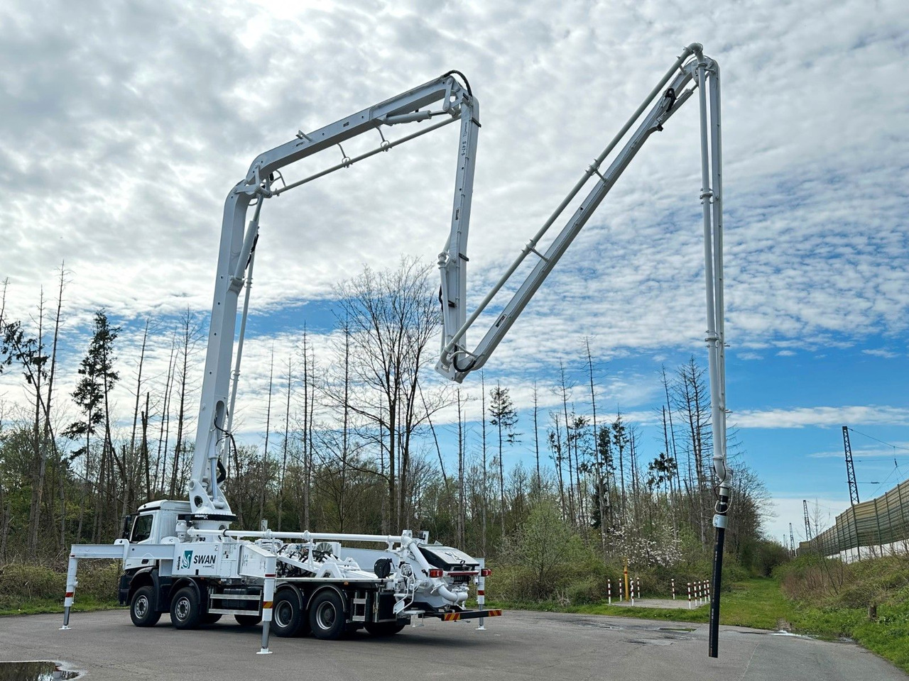 Mercedes-Benz Arocs 5 4542 8x4 SWAN TSP 47-5 160RZ ( 47m ) - Autočerpadlo: obrázek 5 Mercedes-Benz Arocs 5 4542 8x4 SWAN TSP 47-5 160RZ ( 47m ) - Autočerpadlo: obrázek 5