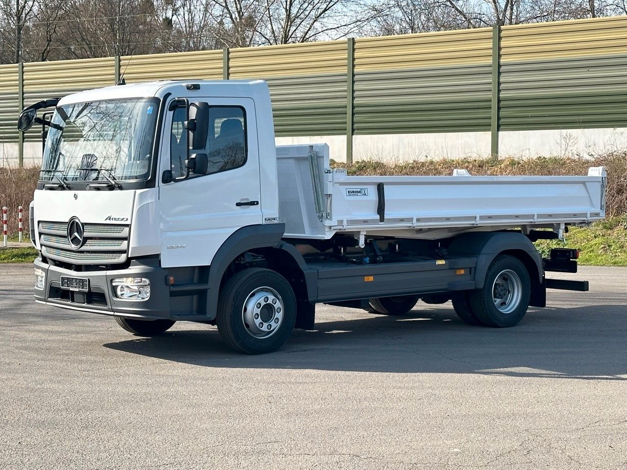 Mercedes-Benz Atego 1224 K EuromixMTP 3-Seiten-Kipper - Sklápěč: obrázek 3 Mercedes-Benz Atego 1224 K EuromixMTP 3-Seiten-Kipper - Sklápěč: obrázek 3