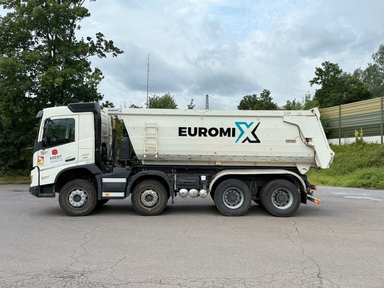 Volvo FMX 430 8X4 EuromixMTP 16m³ Hydraulische Klappe - Sklápěč: obrázek 3 Volvo FMX 430 8X4 EuromixMTP 16m³ Hydraulische Klappe - Sklápěč: obrázek 3