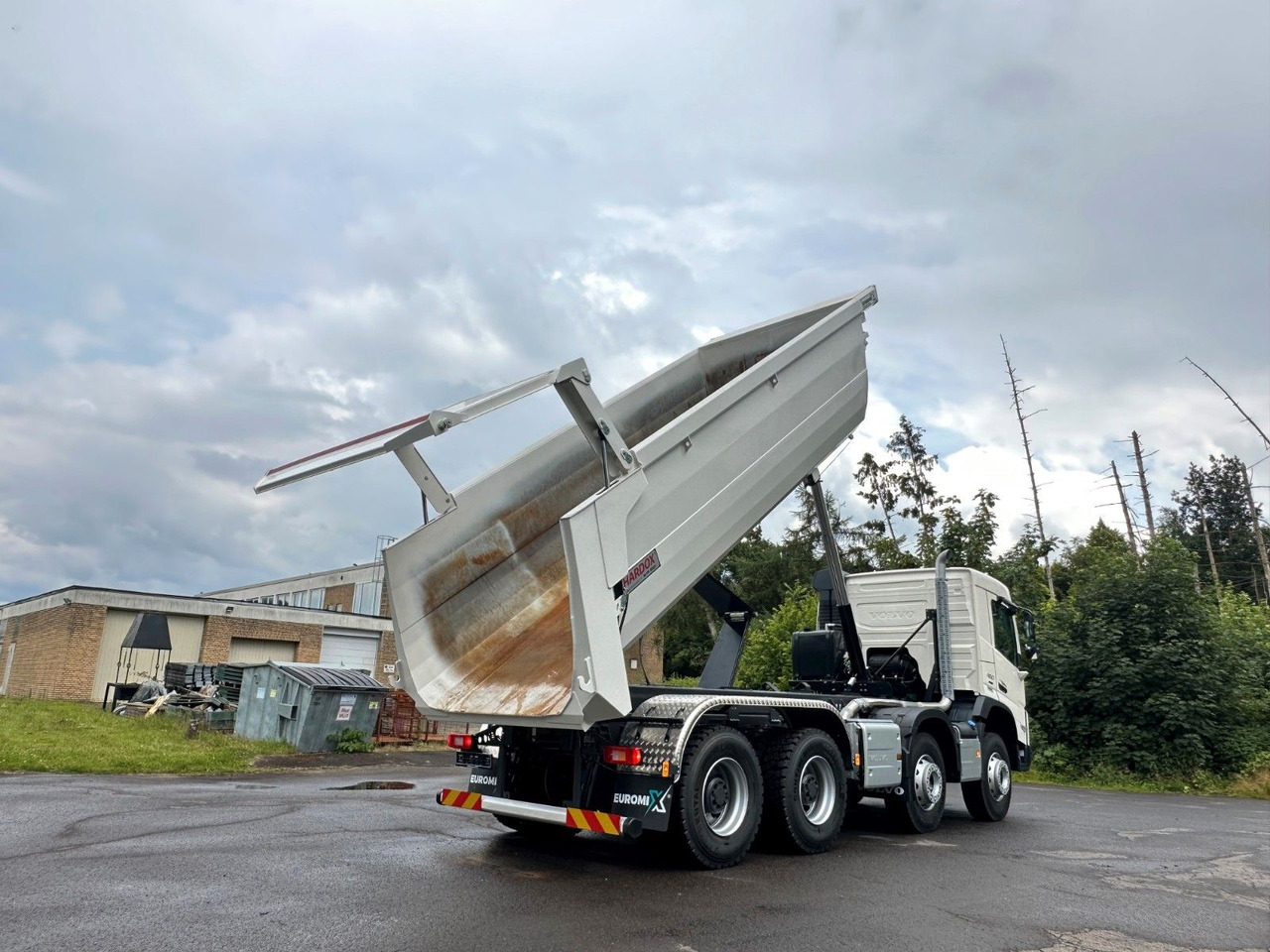 Volvo FMX 500 8X4 Retarder EuromixMTP Kipper - Sklápěč: obrázek 5 Volvo FMX 500 8X4 Retarder EuromixMTP Kipper - Sklápěč: obrázek 5