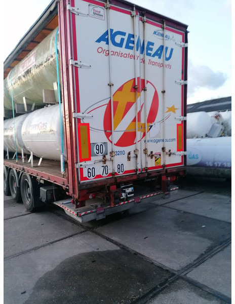 Curtain semi-trailer with used aboveground 2700 &4850L tanks Gas, Gaz, LPG, GPL, Propane, Butane tank ID 8.370 - Plachtový návěs: obrázek 3 Curtain semi-trailer with used aboveground 2700 &4850L tanks Gas, Gaz, LPG, GPL, Propane, Butane tank ID 8.370 - Plachtový návěs: obrázek 3