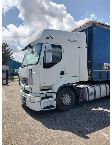 Renault Premium 460.19T 24G ID 7.28 - Tahač: obrázek 2 Renault Premium 460.19T 24G ID 7.28 - Tahač: obrázek 2