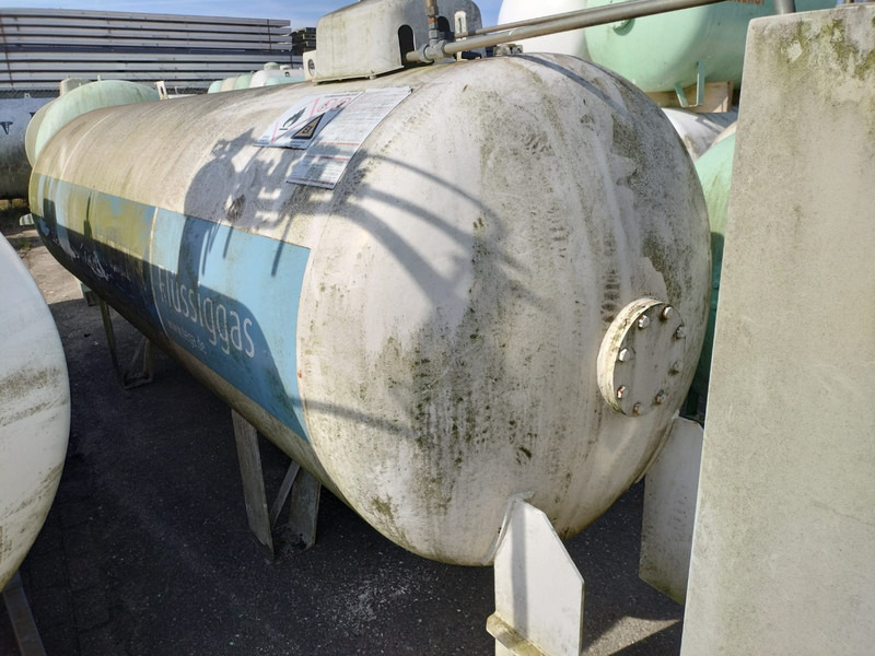 Used skid installation 4850 L (4.8 m3) different setups multiple pieces available for sale Gas, lpg, gpl, gaz, propane, butane propane refilling station is used to refill cylinders, suitable for limited land and space. - Palivová nádrž: obrázek 5 Used skid installation 4850 L (4.8 m3) different setups multiple pieces available for sale Gas, lpg, gpl, gaz, propane, butane propane refilling station is used to refill cylinders, suitable for limited land and space. - Palivová nádrž: obrázek 5