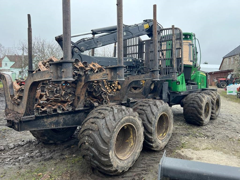 John Deere 1010 E - Vyvážecí souprava: obrázek 5 John Deere 1010 E - Vyvážecí souprava: obrázek 5