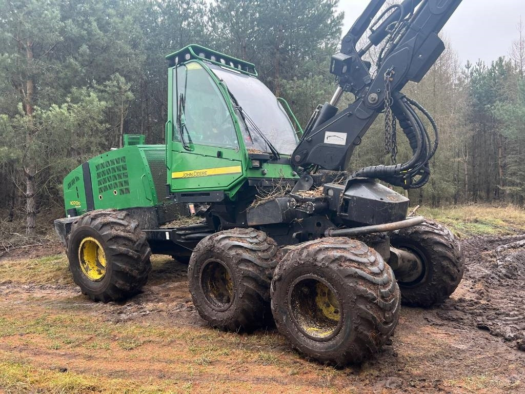 John Deere 1070 D - Harvestor: obrázek 2 John Deere 1070 D - Harvestor: obrázek 2