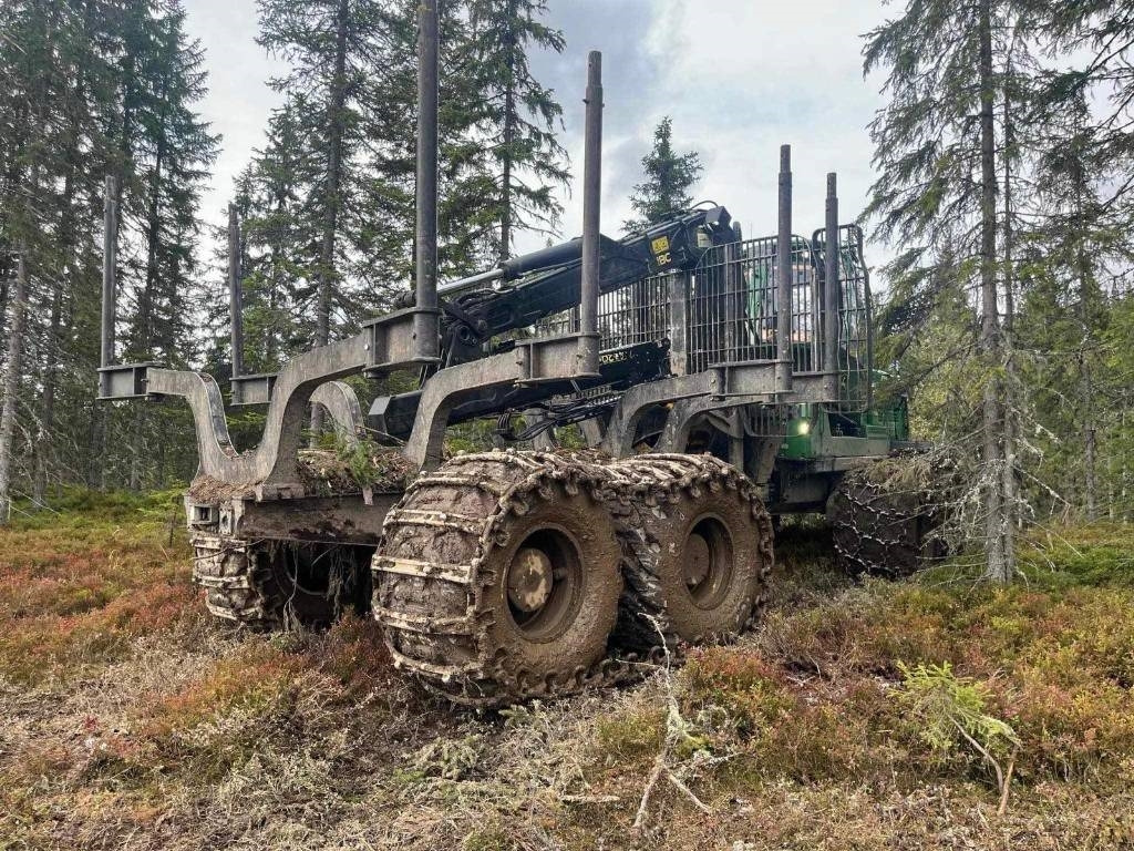John Deere 1910G - Vyvážecí souprava: obrázek 5 John Deere 1910G - Vyvážecí souprava: obrázek 5