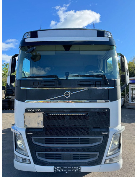 Volvo FH 540 8x2*4, ADR, Chassi (ex. Gas tank-truck), 2018 - Podvozek s kabinou: obrázek 2 Volvo FH 540 8x2*4, ADR, Chassi (ex. Gas tank-truck), 2018 - Podvozek s kabinou: obrázek 2