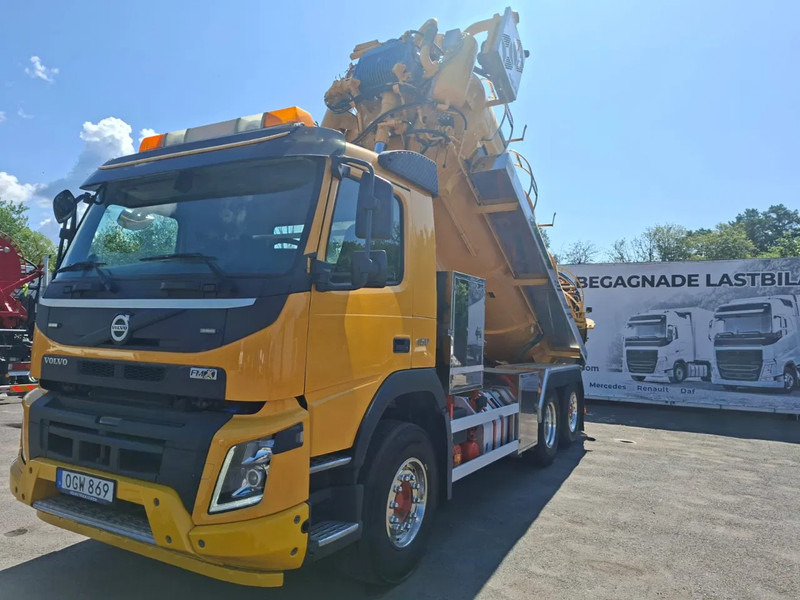 Volvo FMX 450 Combi Vacuum/Pressure 14m3 (1,5 + 12,5m3), 2017 - Čistič odpadových jam: obrázek 3 Volvo FMX 450 Combi Vacuum/Pressure 14m3 (1,5 + 12,5m3), 2017 - Čistič odpadových jam: obrázek 3